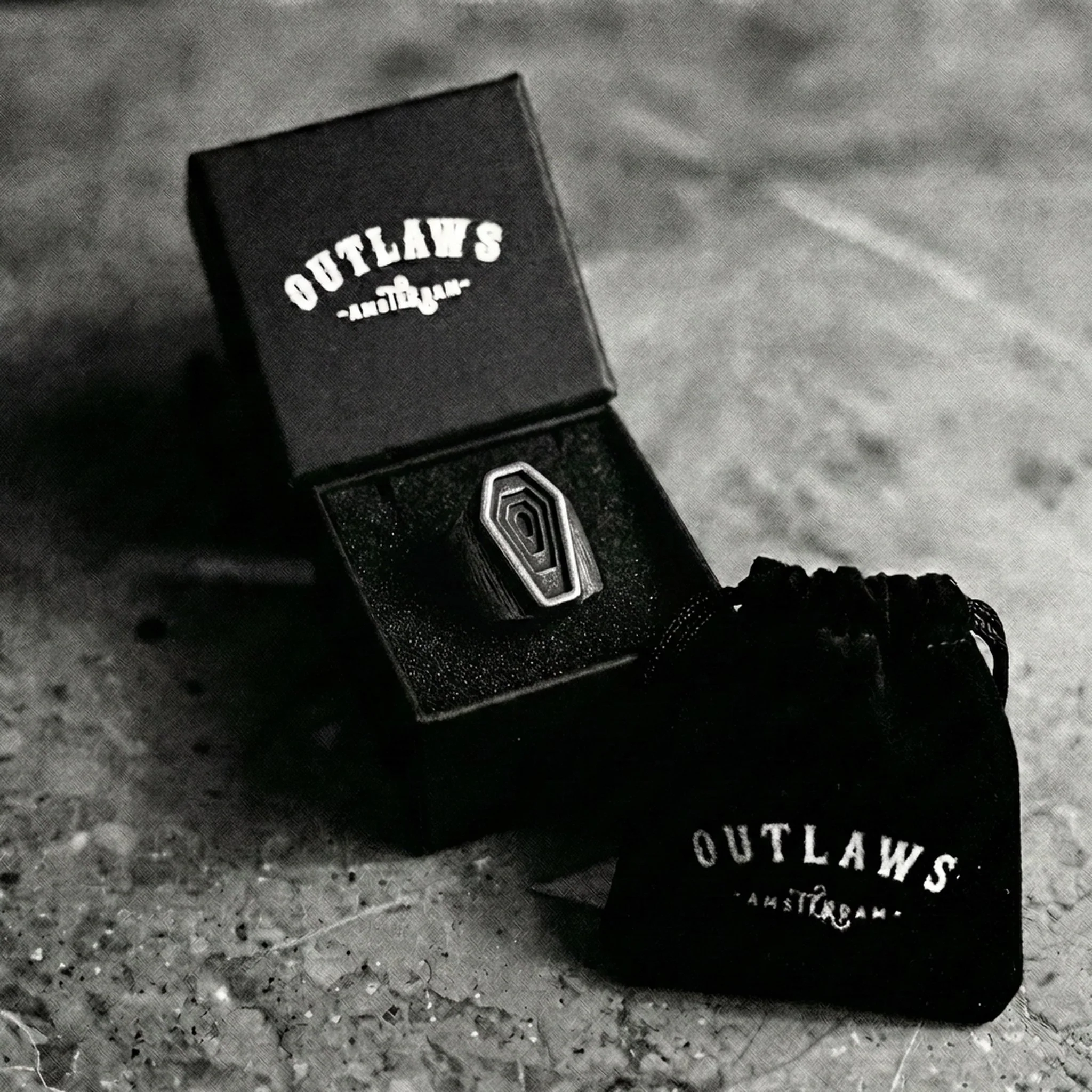GRAVES. - Image 3