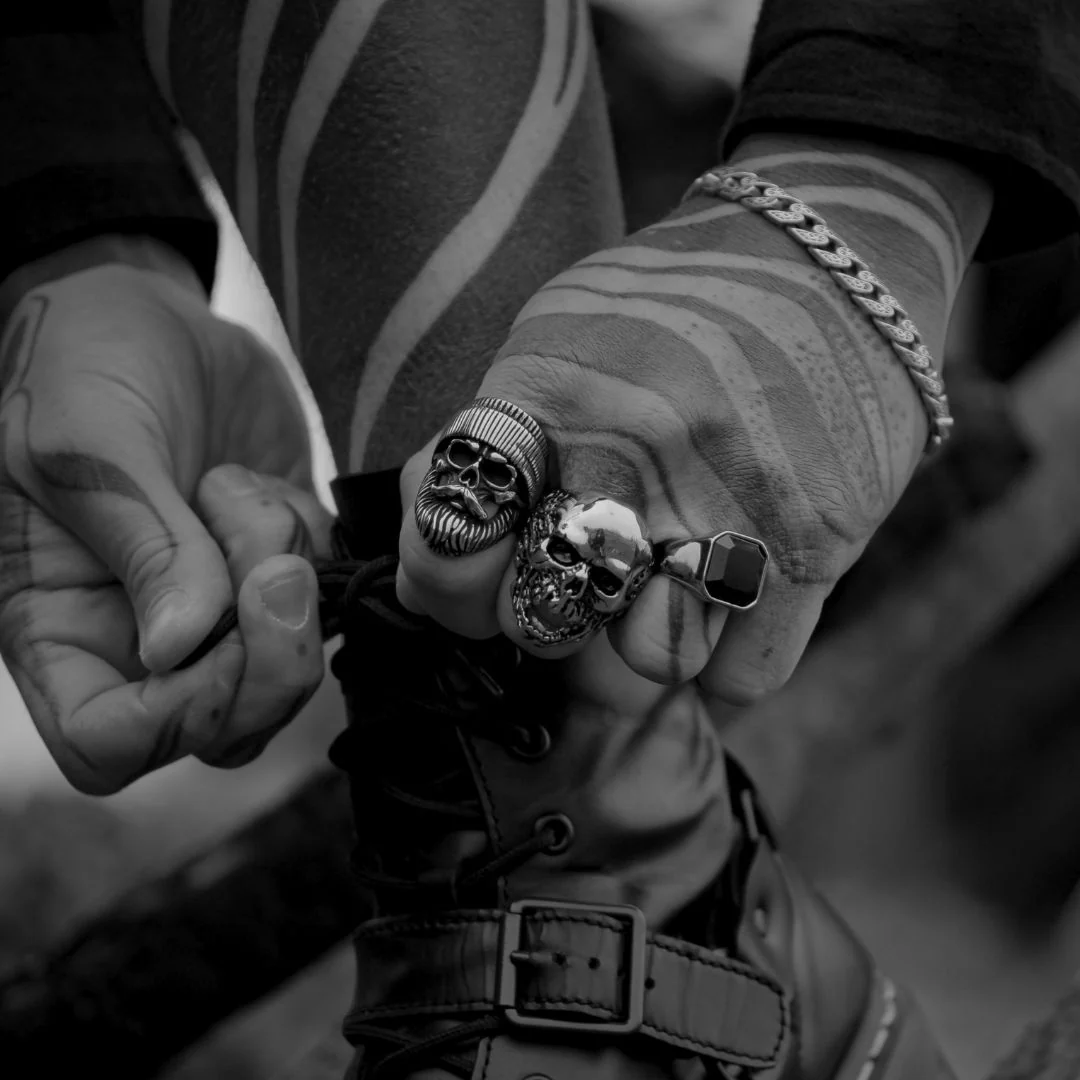 OLD BIKER. - Image 6