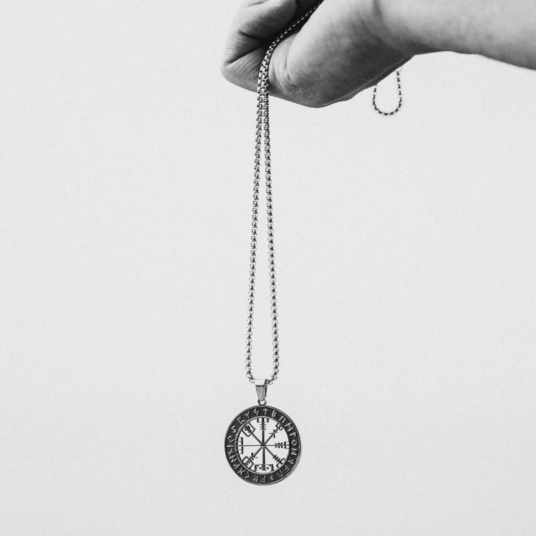 VEGVISIR. - Image 5